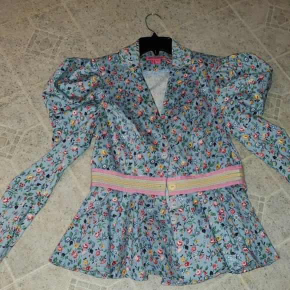 BETSEY JOHNSON LIMITED EDITION RUNWAY puffed shoulder jacket - Picture 2 of 8
